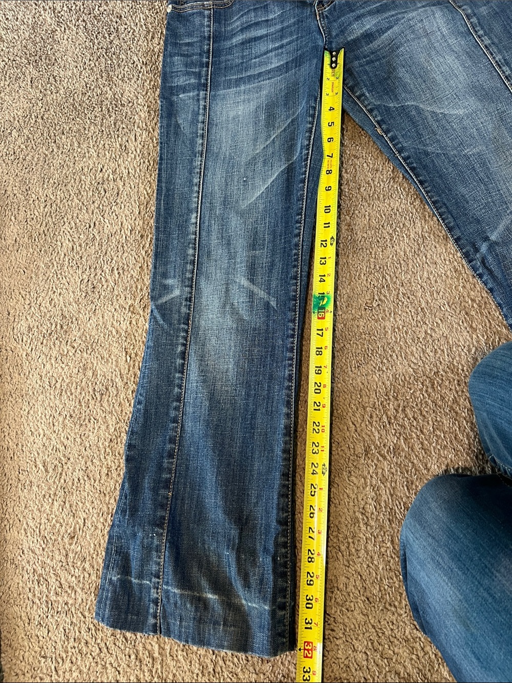 Stetson Women's Flared Jeans in Distressed Blue Wash - Picture 5 of 7